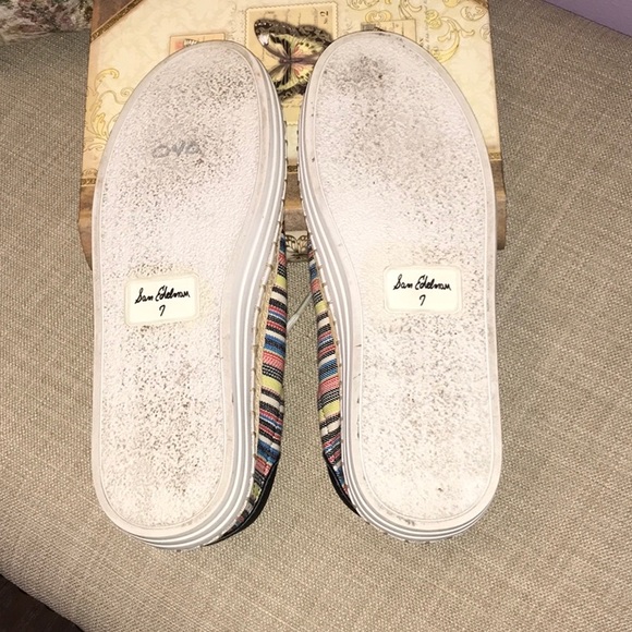 Sam Edelman Stripped Canvas Front Tie Decks. US 7 - Picture 2 of 5